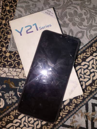Vivo y21s 4/64 with box