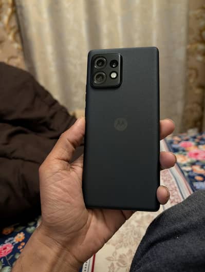 moto edge 40 pro approved
