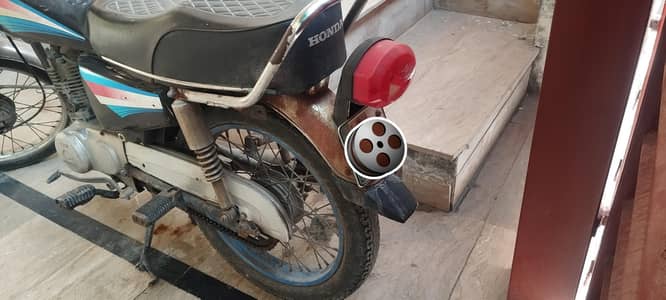 for those who is looking for old model