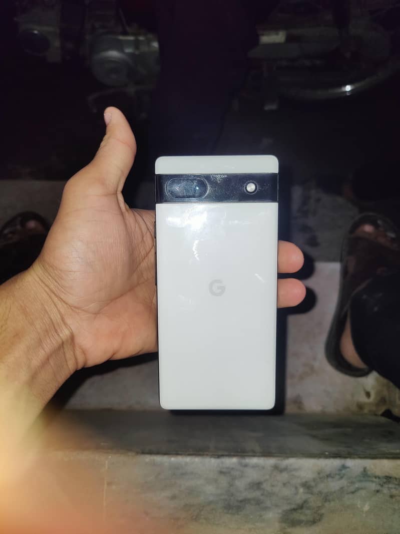 Google Pixel 6A 1