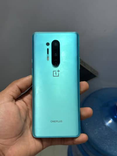 one plus 8pro 12/256 gb