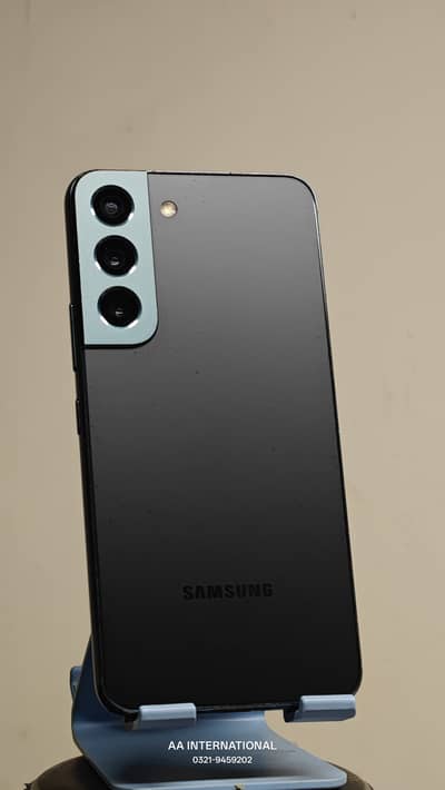 Samsung Mobile S22 8/128 non pta snapdragon version