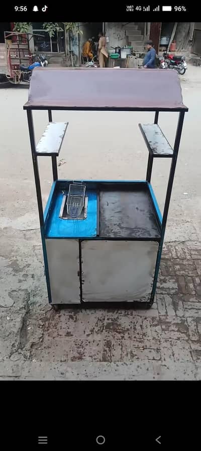 fries  Burger  shuwrma counter