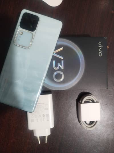 vivo V30 12/256 03115915698