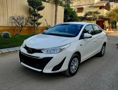 Toyota Yaris Gli 1.3 Model 2021 - automatic