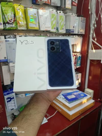 vivo Y35