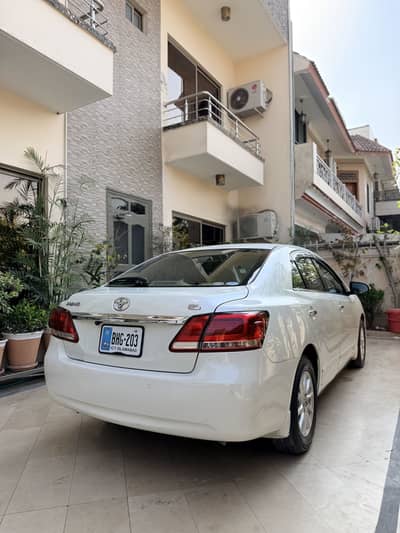 Premio 1.5 F full option perl white