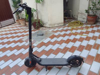 ninebot f25 electric scooter