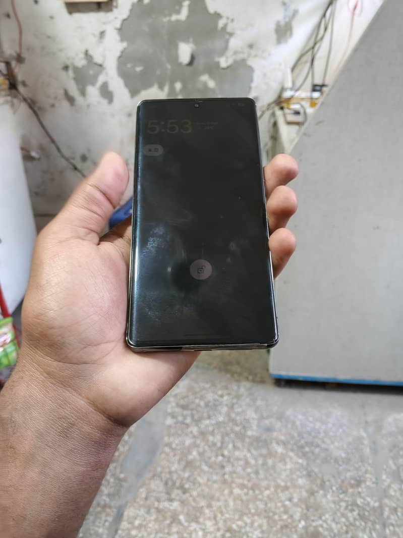 Google pixel 7 pro 2