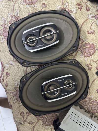 Bluetooth MP3 player and speaker