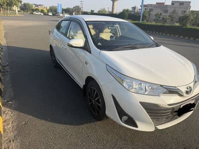 Toyota Yaris Ativ 1.3 Manual