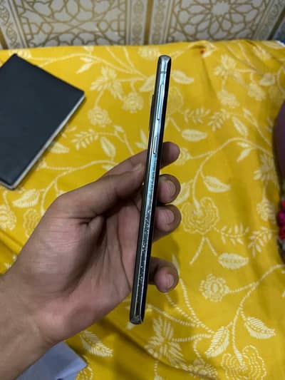 SAMSUNG S10 mobile for sale