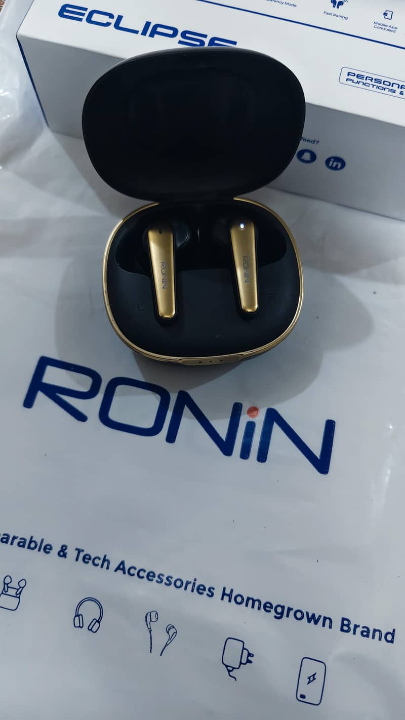 Ronin Eclipse Earbuds 4