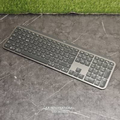 LOGITECH MX KEYS PREMIUM SERIES MULTI DEVICE KEYBOARD