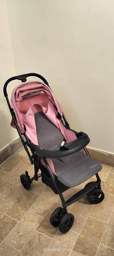 Baby Trolly Stroller Pram | Strolly