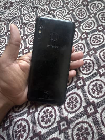 Infinix hot 8