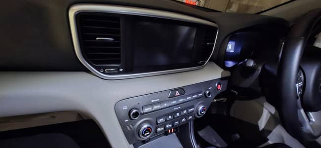 KIA SPORTAGE FWD 2024