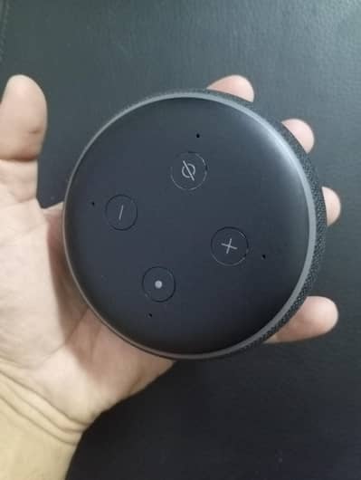 Amazon Alexa echo dot for sale in low price with charger urgent
