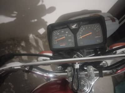 Honda CG 125 2025