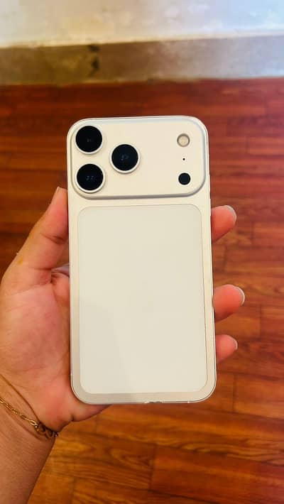 iPhone xr converted to 17 Pro