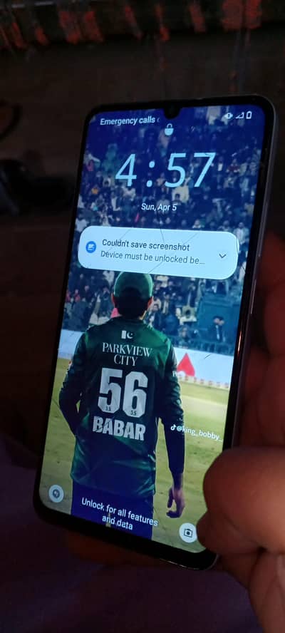 bhai iska sim Jack kharab hai aur panel bhi kharab hai