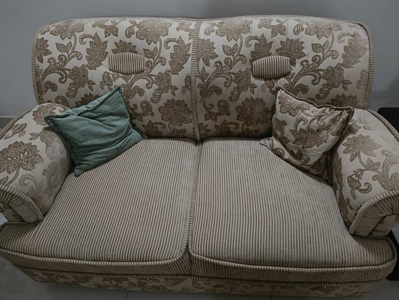 Sofa Set 0