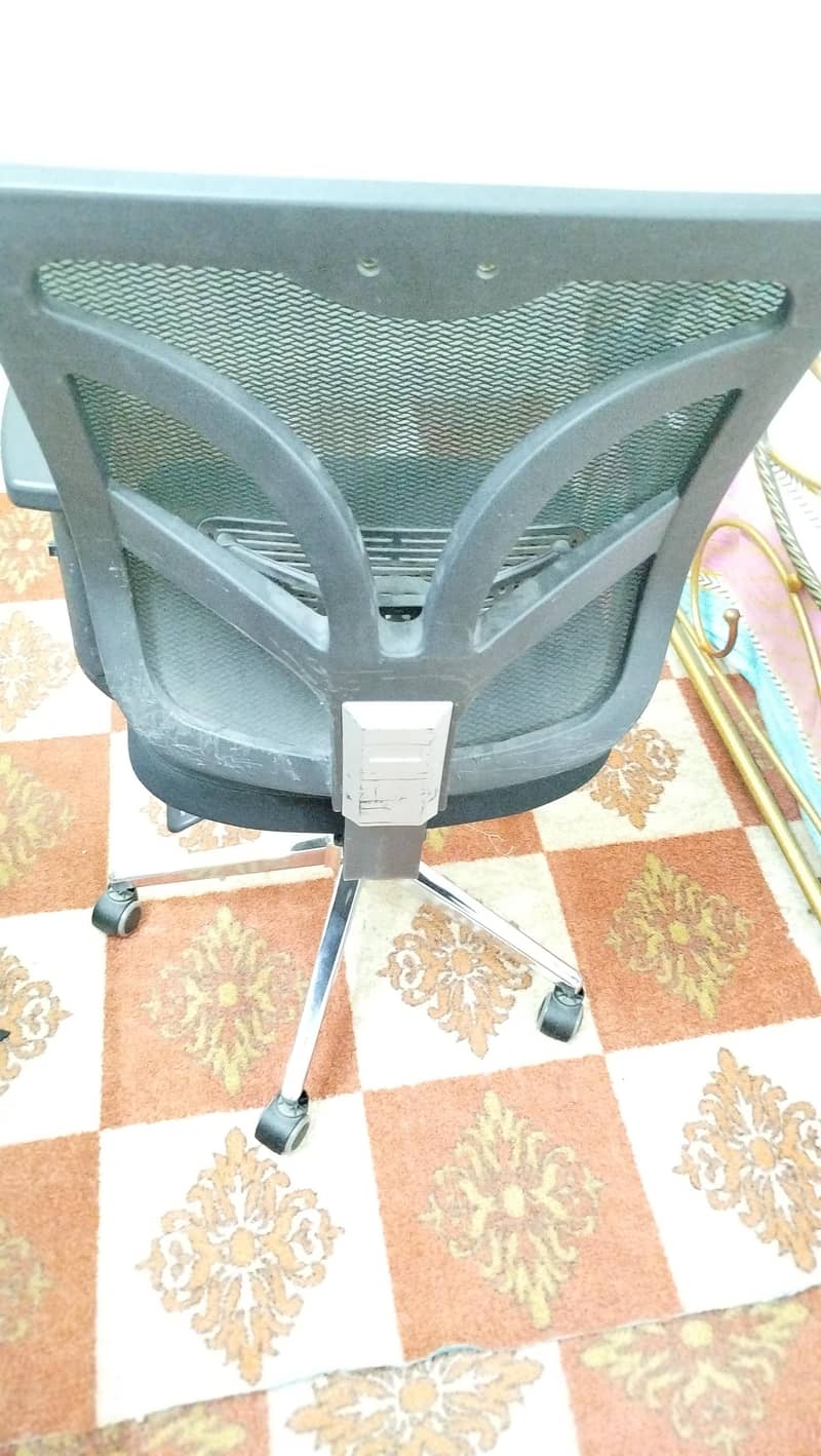 study/office/gaming/computer chair 1