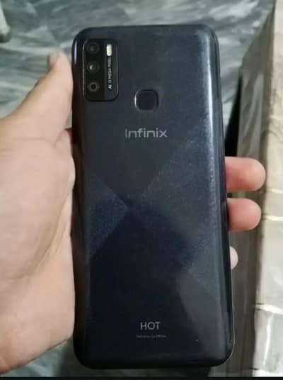 Infinix hot 9play 2/32
