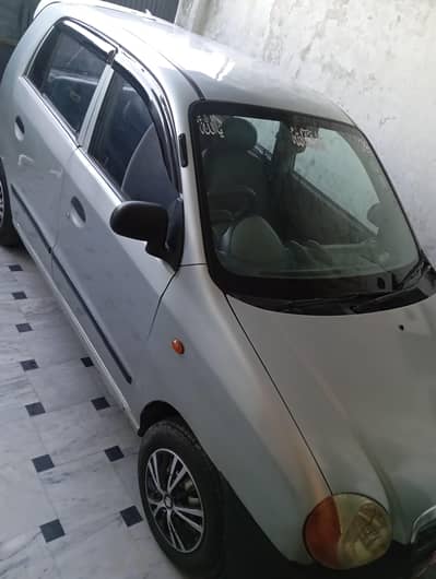 Beautiful car Santro with Led Back Camera