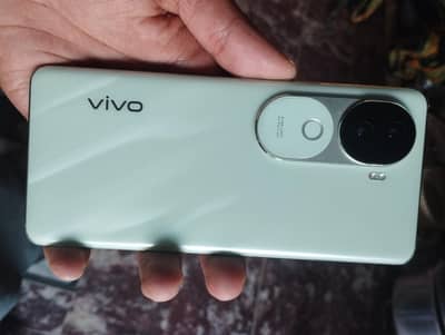 Vivo V40e