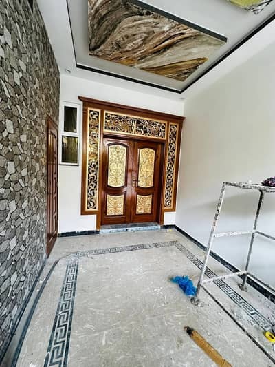 2 Bedrooms & 2 Bathrooms DD TV Lounge & Kitchen