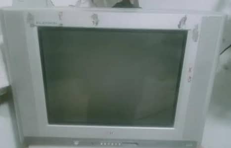 TV : LG Flatron TV 21"