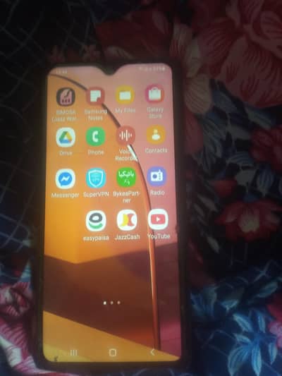 samsung A20s sudia sy buy kiya tha box sath hy