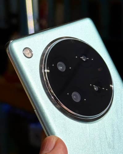 Infinix Zero 40 lush condition