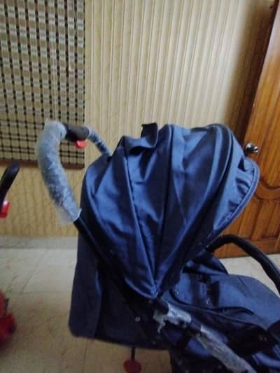 stroller for kids blue color