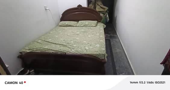 Bed set with Iron stand