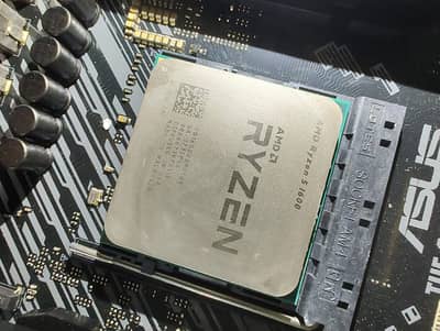AMD Ryzen 5 1600 6-Core AM4 Processor (Tray / CPU Only)