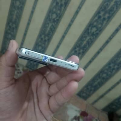 12gb 256gb 10/10 Pta approved  ha