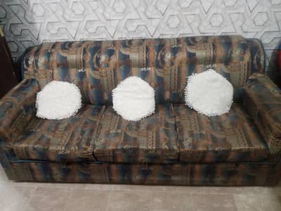5 seater sofa in good condition