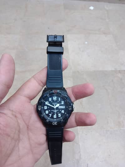 CASIO MRW200H-1BV | ANALOG | DIVERS WATCH
