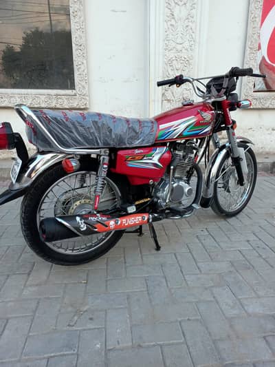 Honda CG125 2023  03333033927