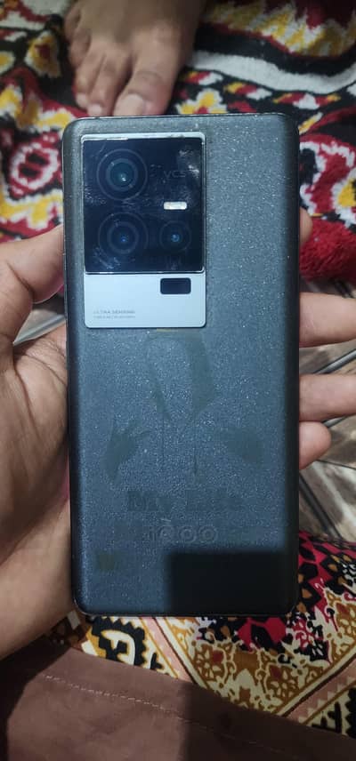 SELLING MY VIVO IQOO11S 16+16/512GB 120FPS PUBG NO LAG