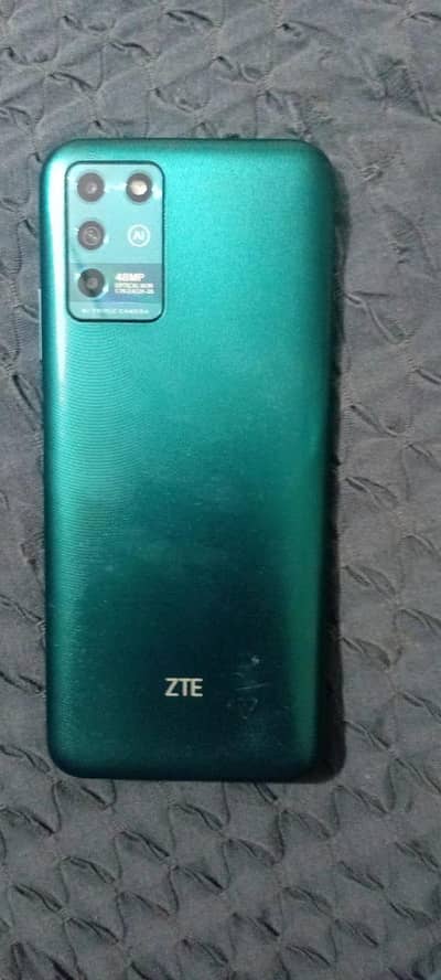 ZTE BLADE V30 VITE