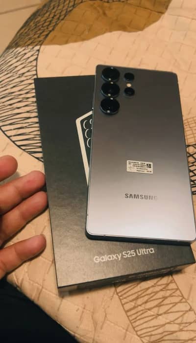 Samsung Mobile S25 Ultra