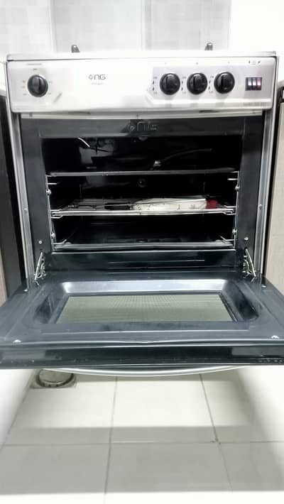 Nasgas 3 Burner Oven Stove with Hanco Large Chimey