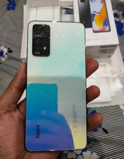 redmi note 11 pro  complete box. condition 10/10 . fix price