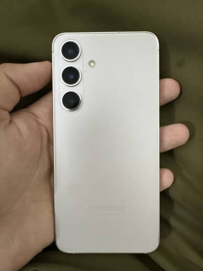 S 24 10/10 03302748180