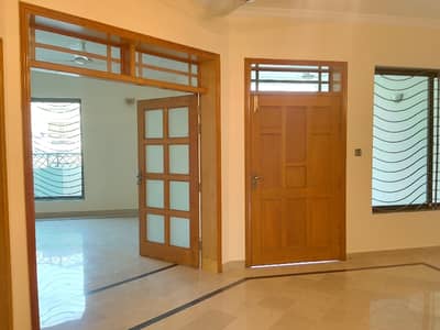 F-11 Ground VIP Ideal Position Separate Entrance Separate Meter All Facilities Available