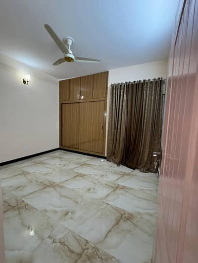 PHA Flat For Sale Ground Floor G-11/4 In Islamabad