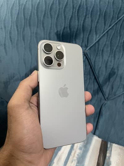 I phone 15 pro man factory unlock